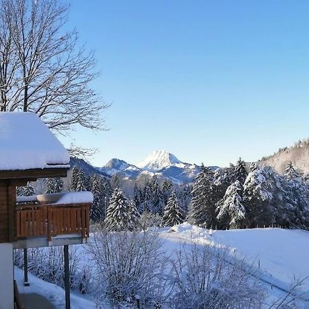 Confortable Chalet Avec Magnifique Vue En Gruyere. シャルメ エクステリア 写真